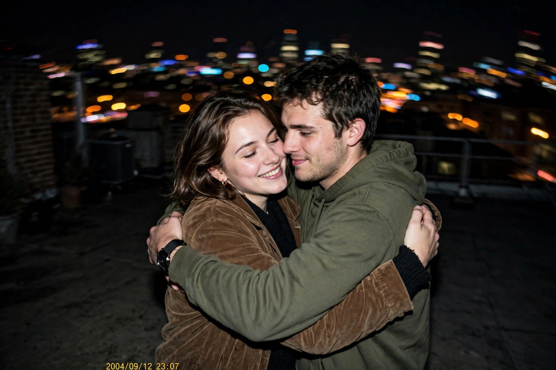 Couple Digicam Rooftop /couple /digicam /rooftop