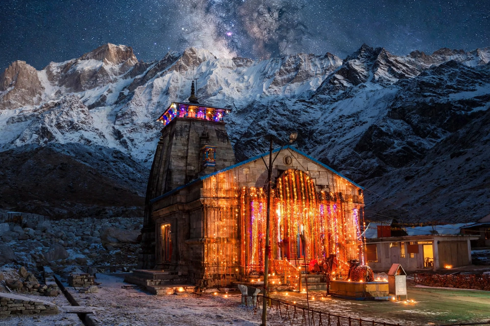 Mahadev Kedarnath Night Temple Prompt